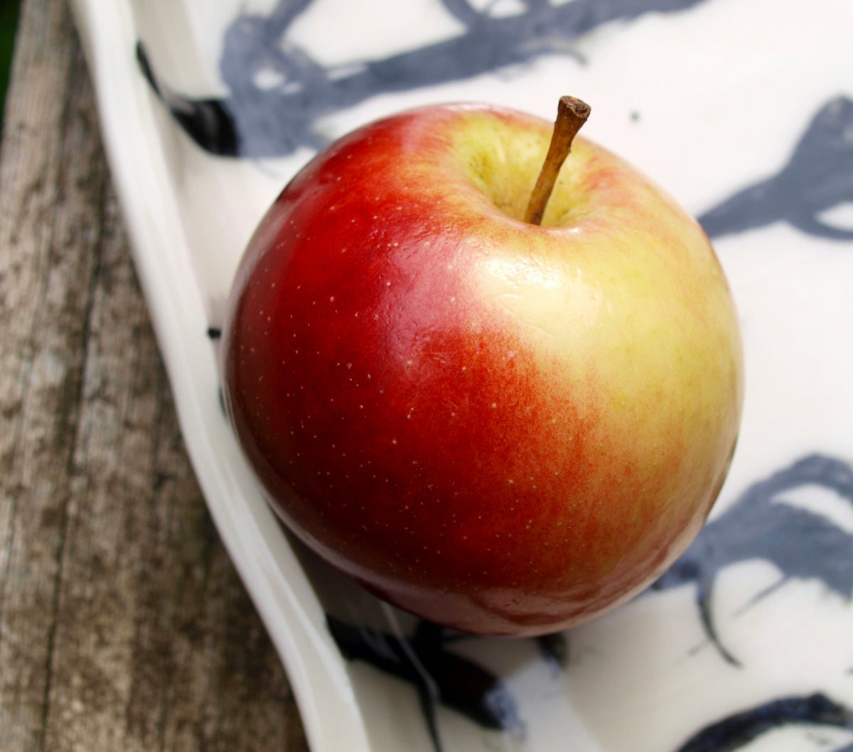 red apple fruit